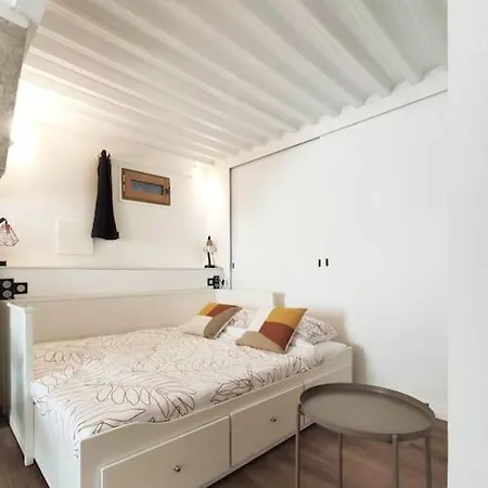 Aux Arceaux, Sur Jardin, Dans Maison 1900 * مونبيلييه